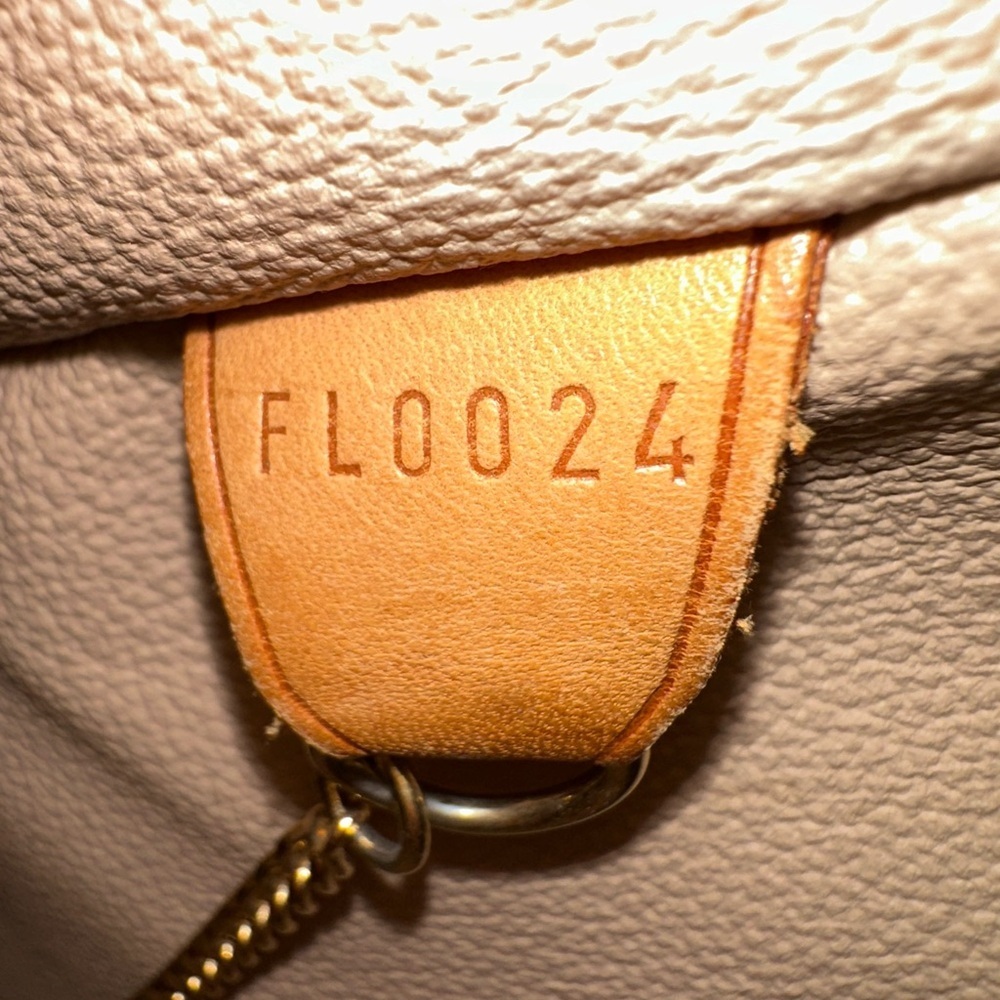 Louis Vuitton Vintage Authentic GM Monogram Bucket Shoulder Bag PERFECT INTERIOR - Picture 5 of 15